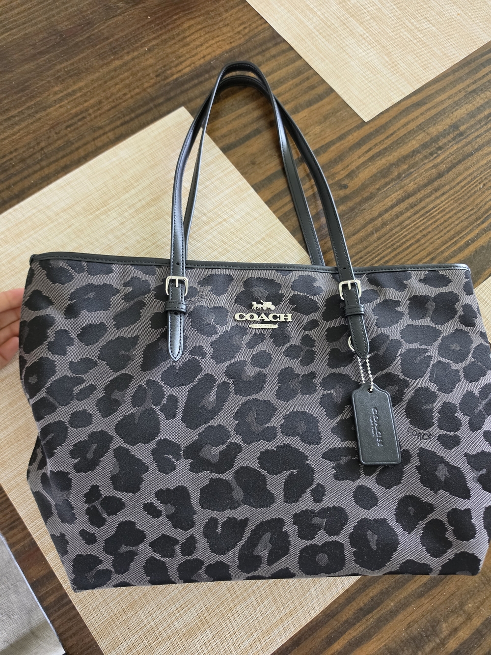Coach Leopard Print Tote Bag in Black/Grey With Matching Wallet - Picture 2 of 10